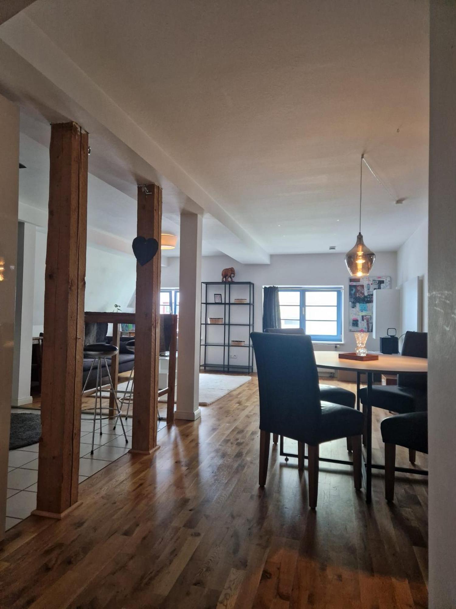 Charmante Im Herzen Von * Rostock